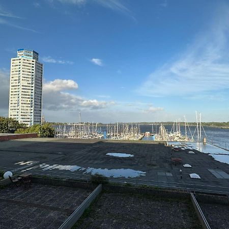 Wiking Yachthafen - Schleiblick Apartment Schleswig Exterior photo